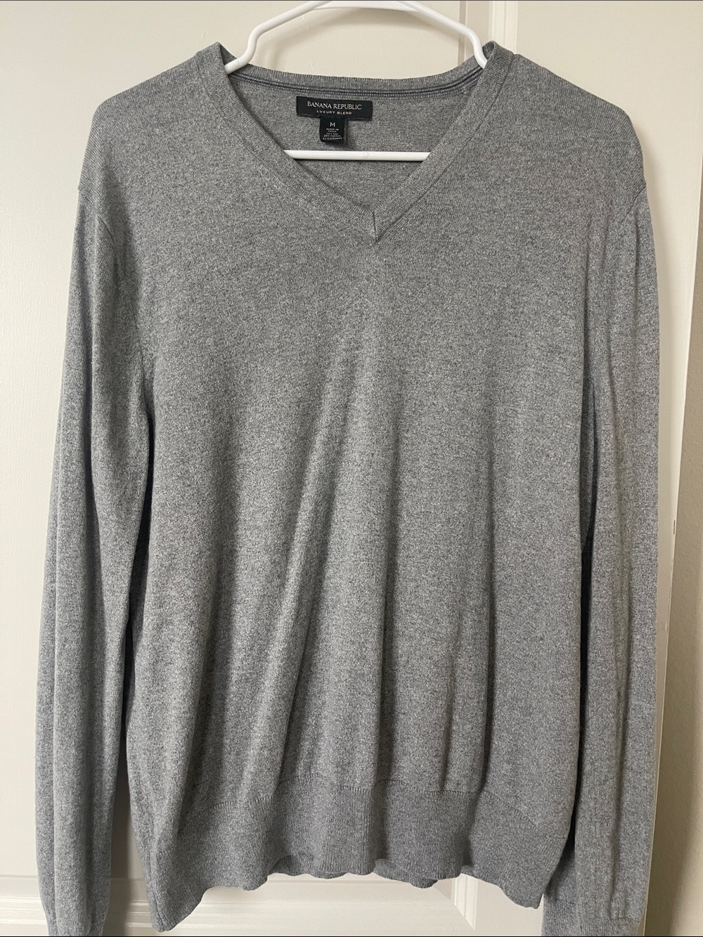 Banana Republic Gray V-Neck Men's Sweater